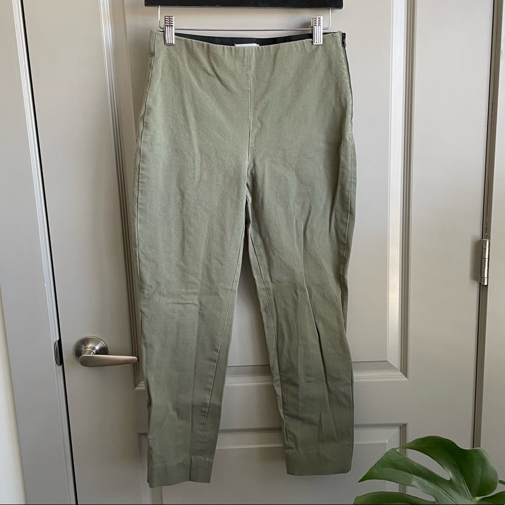 Everlane The Side Zip Stretch Work Pant in Surplus/Sage Green